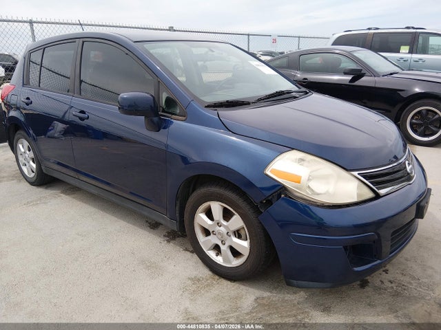 Salvage Nissan Versa Image