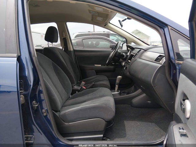 Nissan Versa 1.8 S