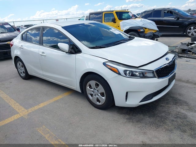 Salvage Kia Forte Image
