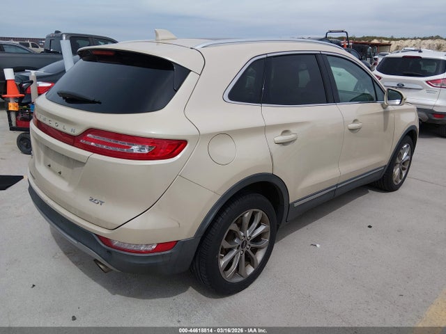 Lincoln MKC Select