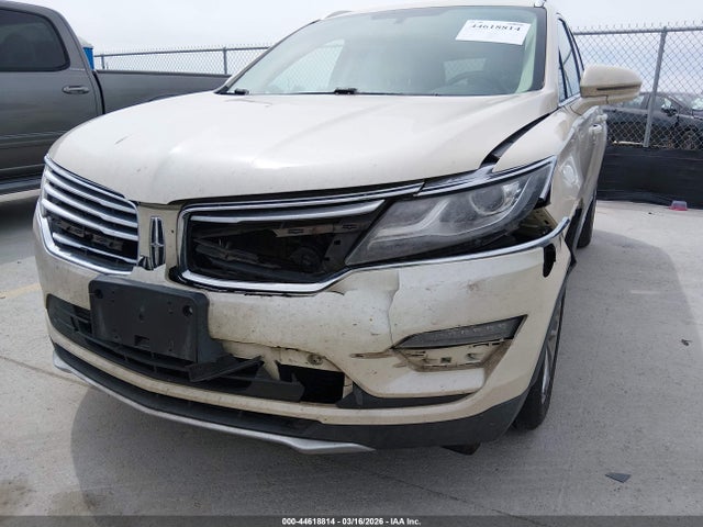 Lincoln MKC Select