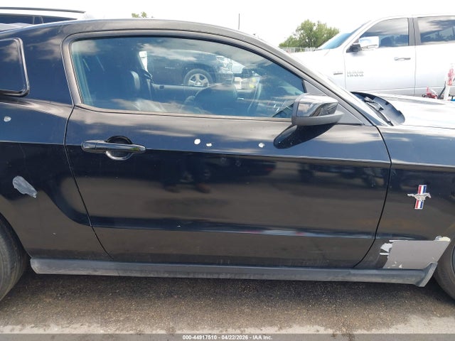 Ford Mustang V6 Premium