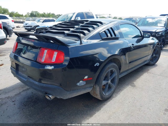 Ford Mustang V6 Premium
