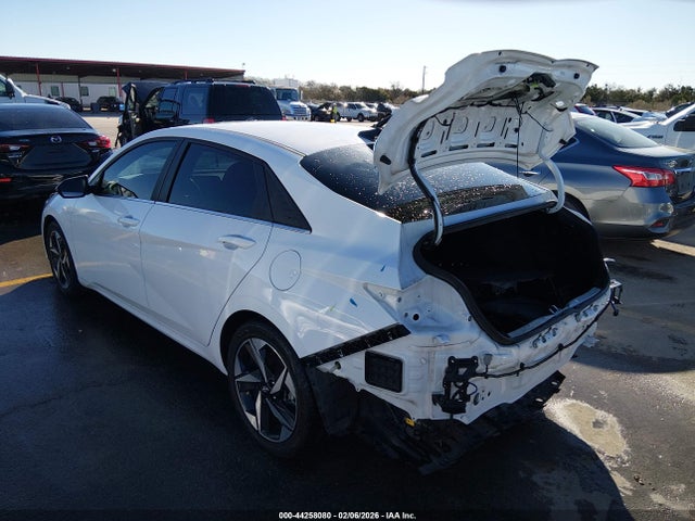 Hyundai ELANTRA Limited