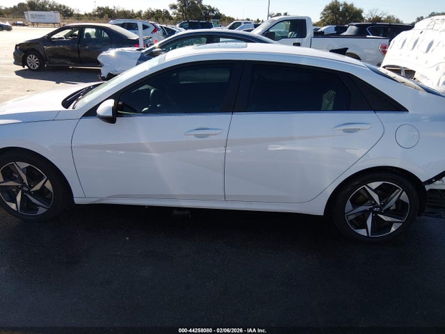 Hyundai ELANTRA Limited