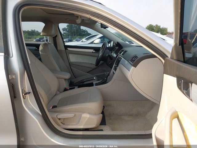 Volkswagen Passat 2.5l Se