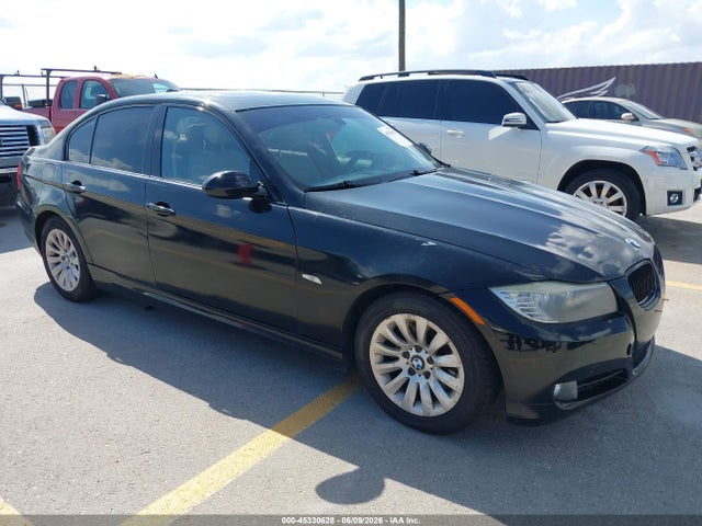 Salvage BMW 3 Series Image