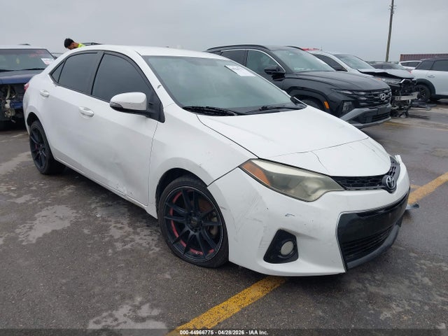 Salvage Toyota Corolla Image