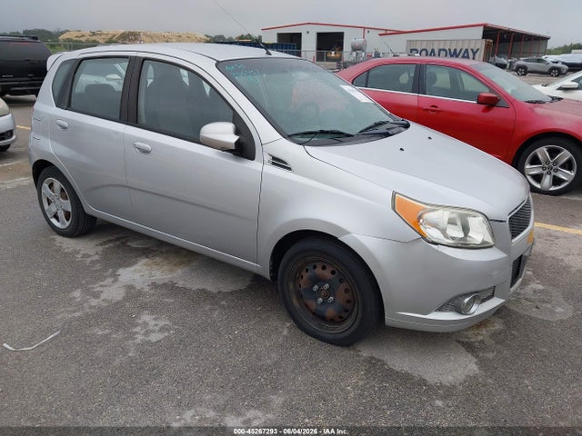Salvage Chevrolet Aveo Image