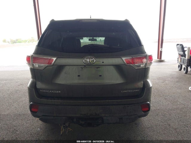 Toyota Highlander Limited V6