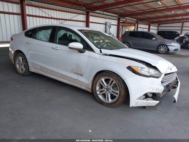 Salvage Ford Fusion Image