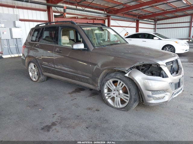 Salvage Mercedes-Benz GLK Image