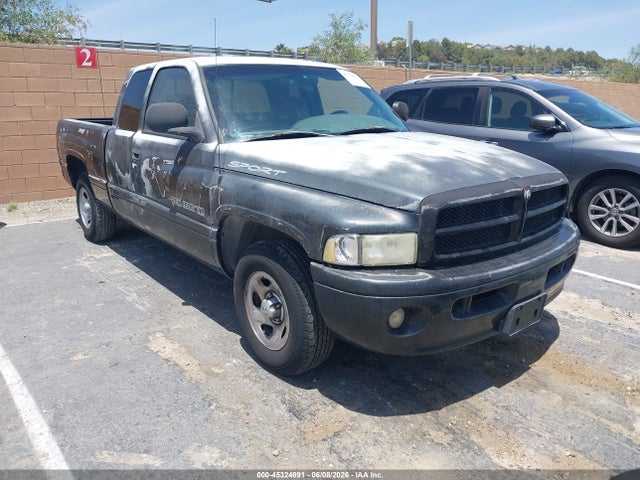 Salvage Dodge Ram 1500 Image
