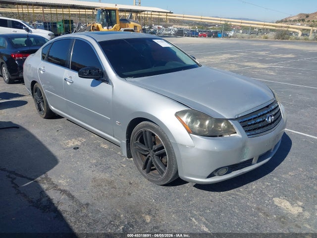 Salvage INFINITI M35 Image