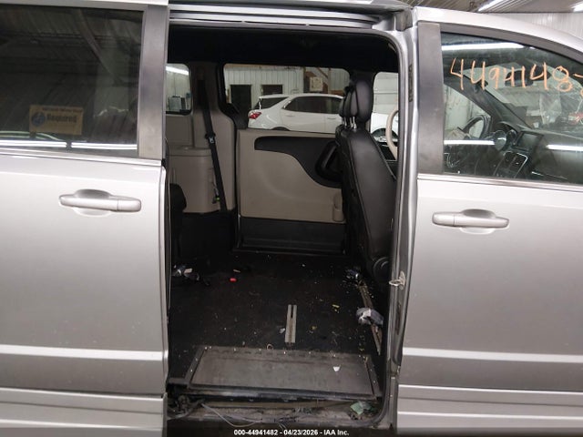 Dodge Grand Caravan Sxt