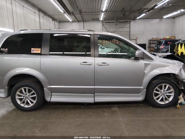 Dodge Grand Caravan Sxt