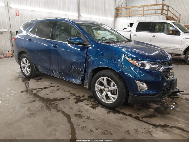 Salvage Chevrolet Equinox Image