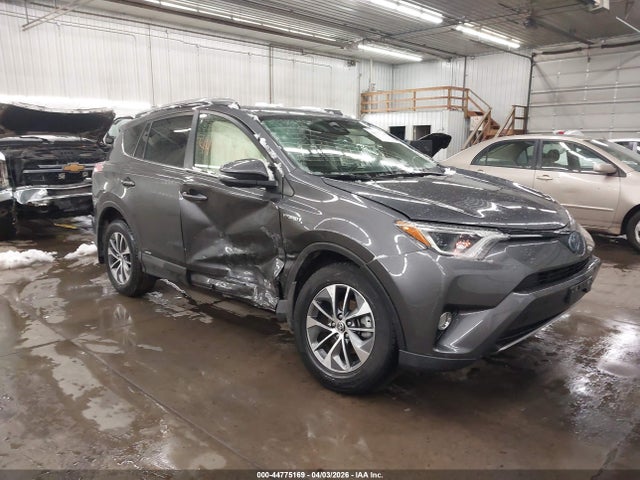 Salvage Toyota RAV4 Image
