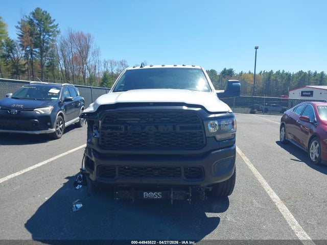 Ram 2500 Tradesman  4x4 6'4 Box