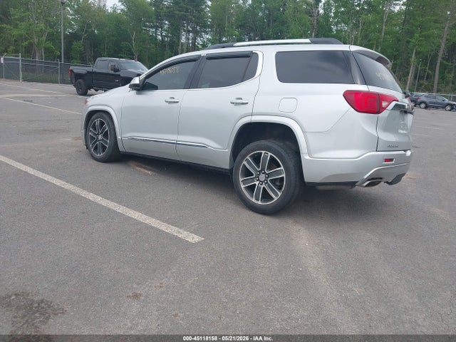 GMC Acadia Denali