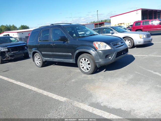 Salvage Honda CR-V Image