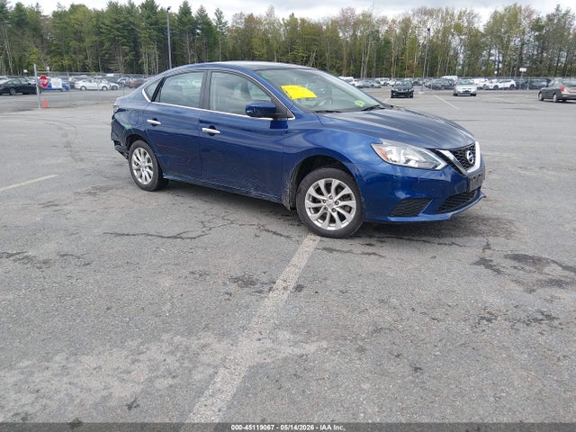 Salvage Nissan Sentra Image