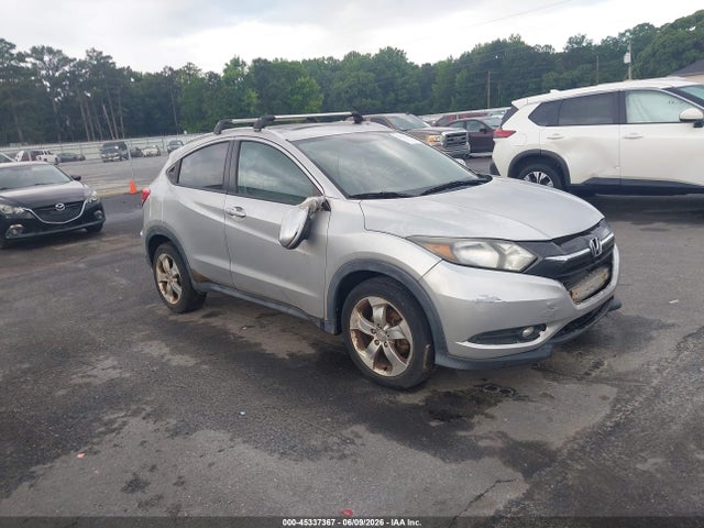 Salvage Honda HR-V Image