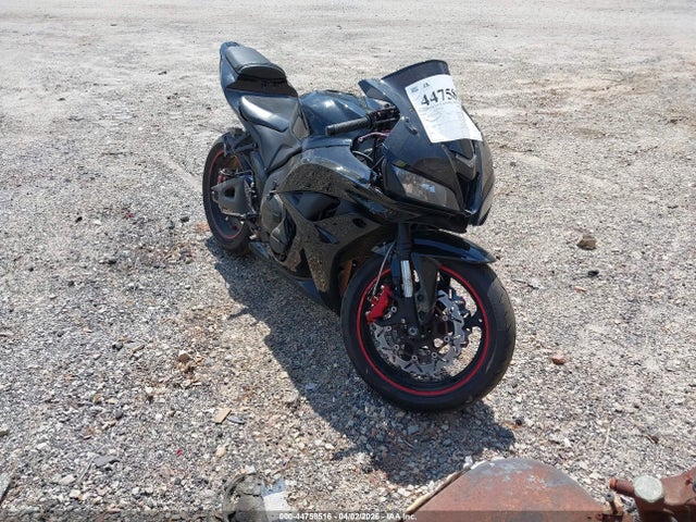 Salvage Honda Cbr600 Image