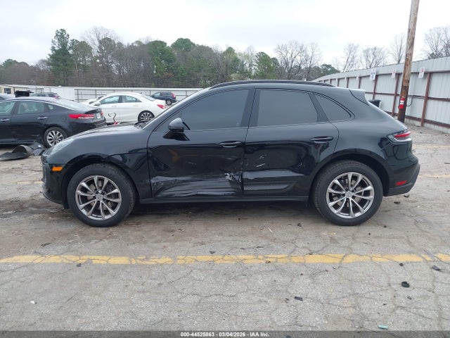 Porsche Macan T