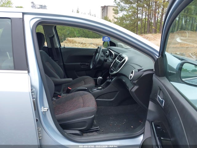 Chevrolet Sonic Lt Auto