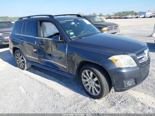 Salvage Mercedes-Benz GLK Image