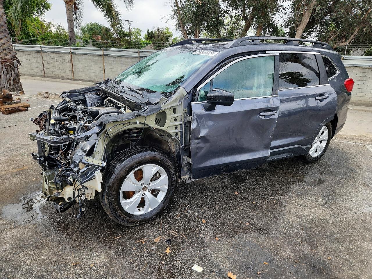 Salvage Subaru Ascent Image