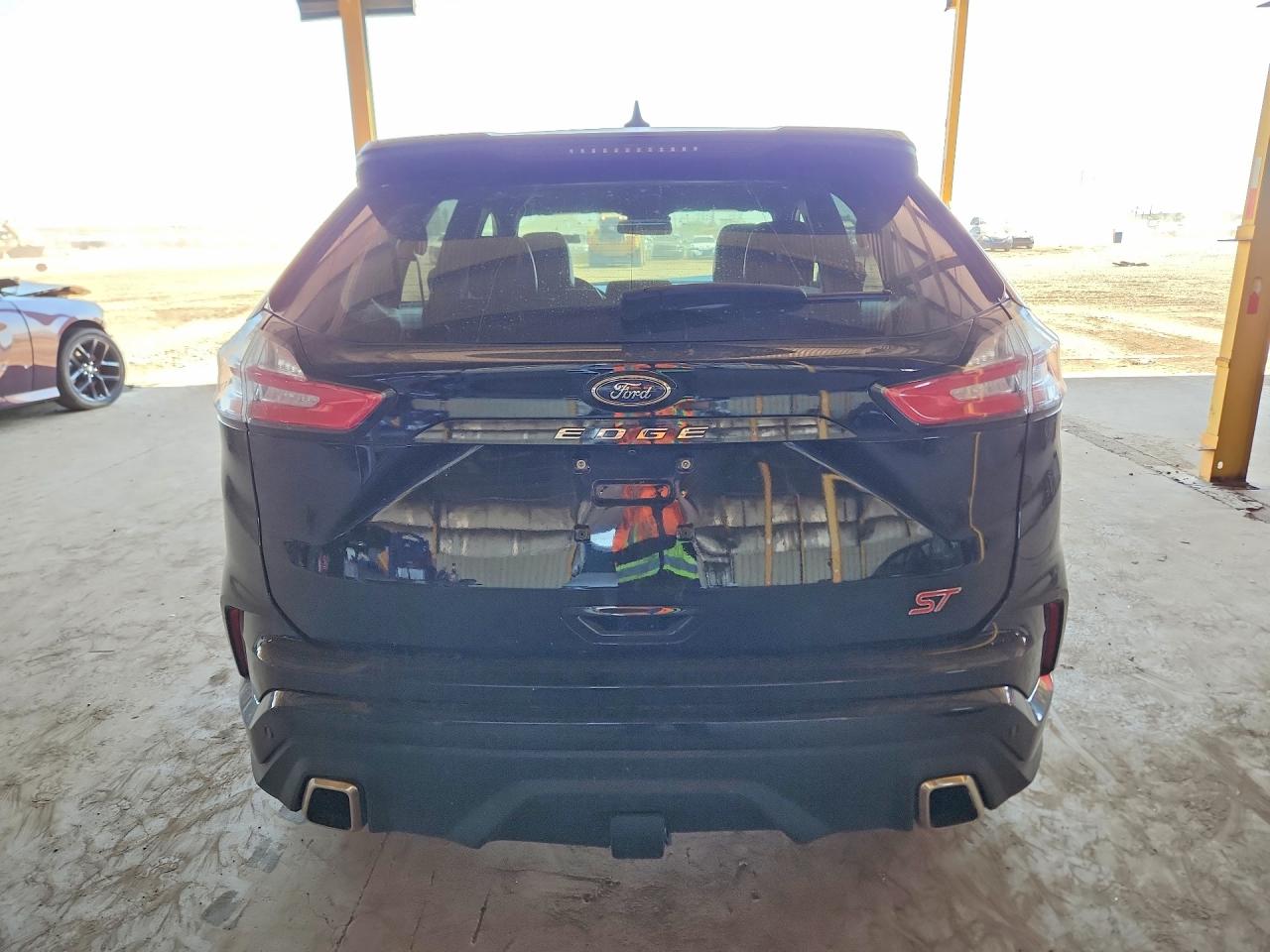 Ford Edge St
