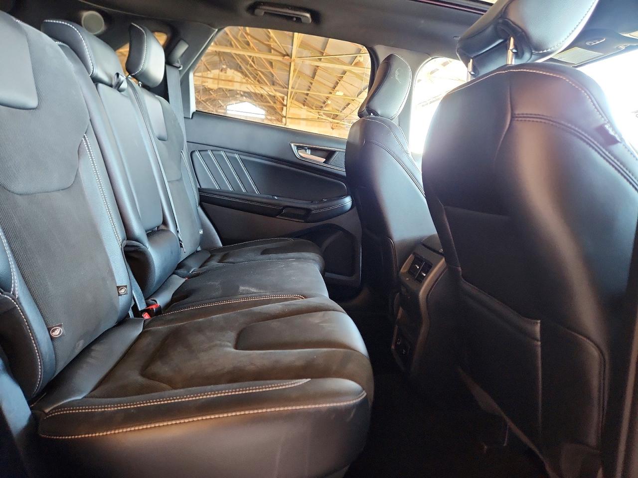 Ford Edge St