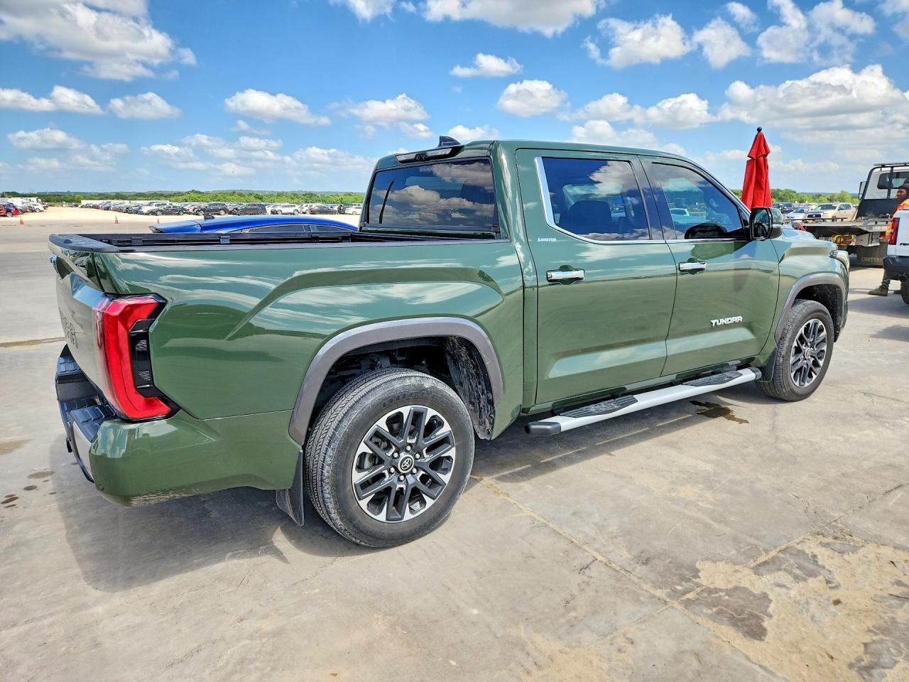 Toyota Tundra Limited Hv