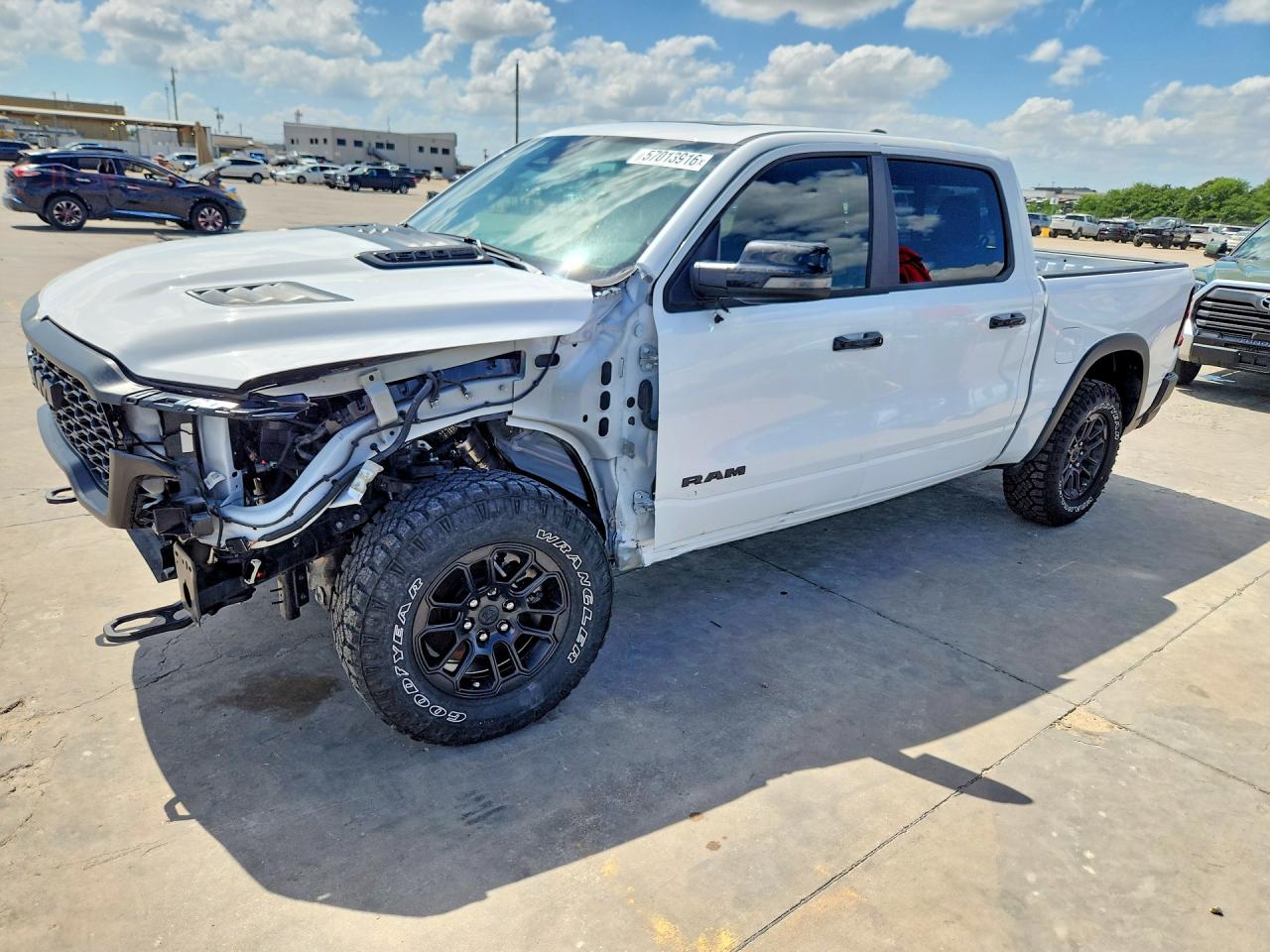 Salvage Ram 1500 Image