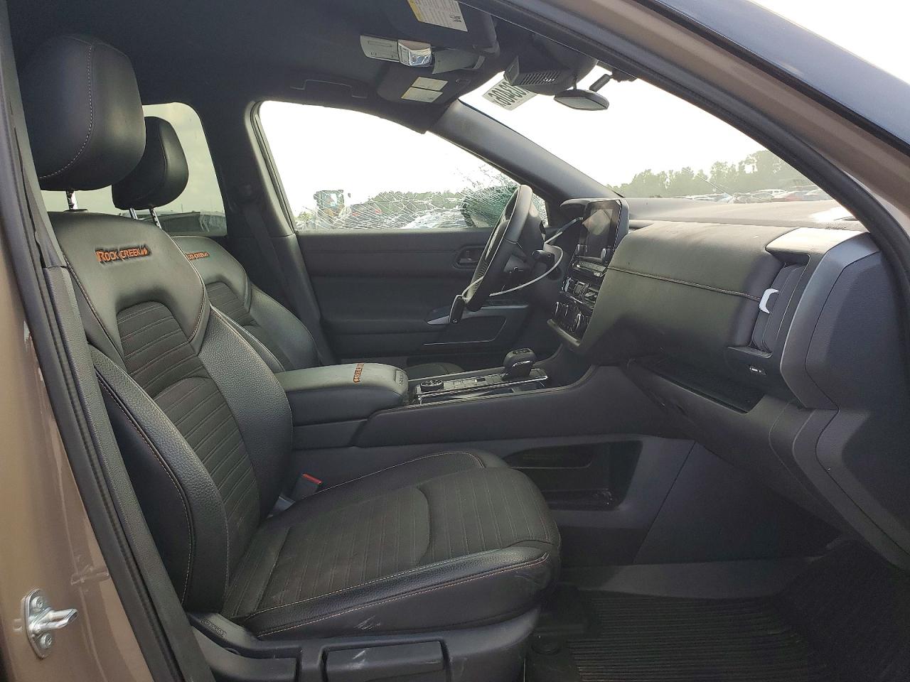 Nissan Pathfinder Rock Creek