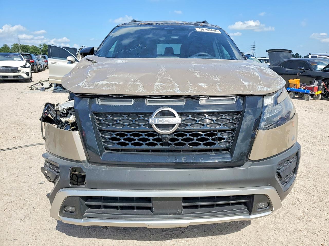 Nissan Pathfinder Rock Creek