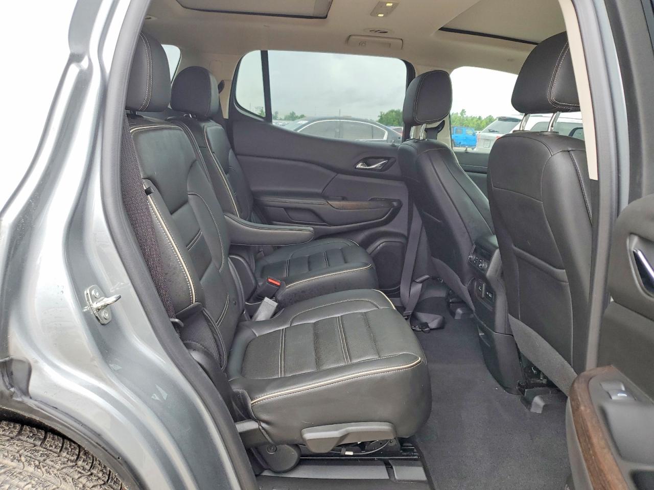 GMC Acadia Denali