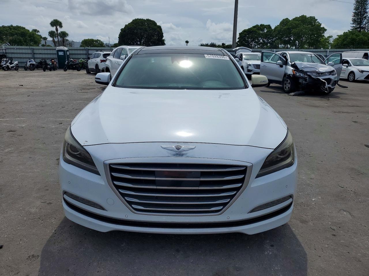 Hyundai Genesis 5.0l