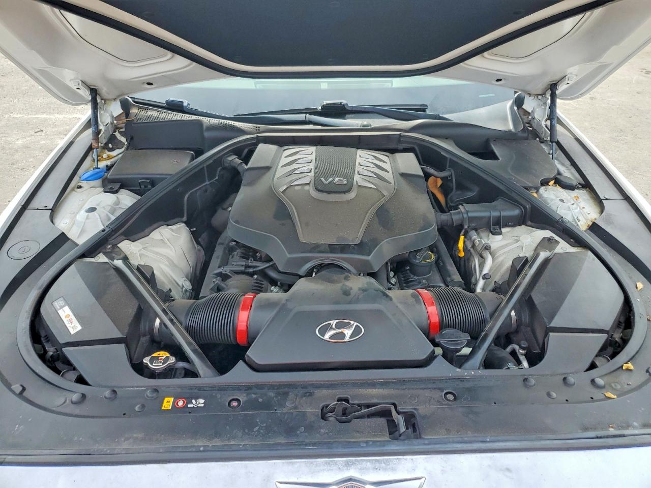 Hyundai Genesis 5.0l