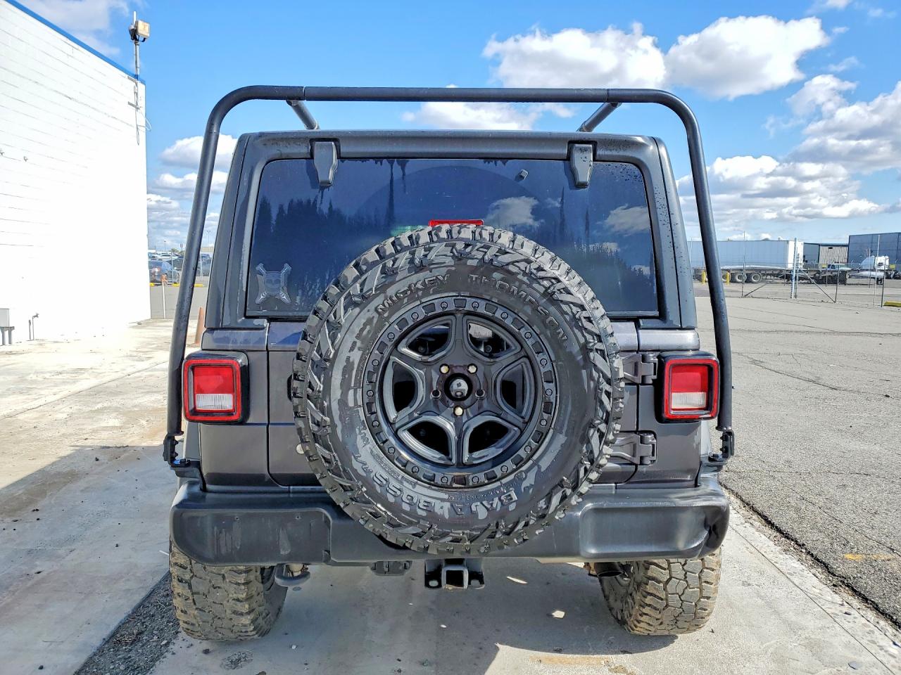 Jeep Wrangler Sport