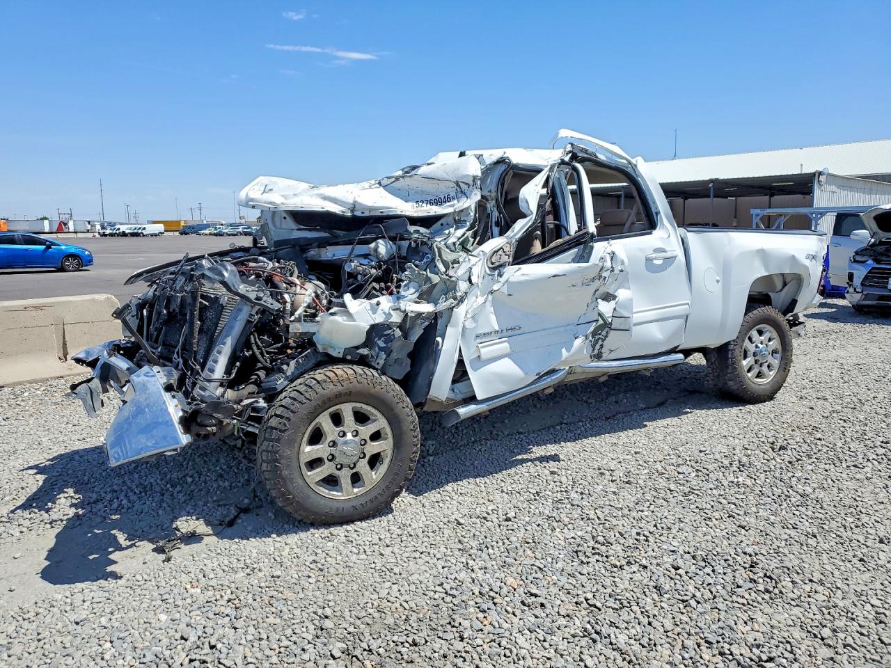 Salvage Chevrolet Silverado Image