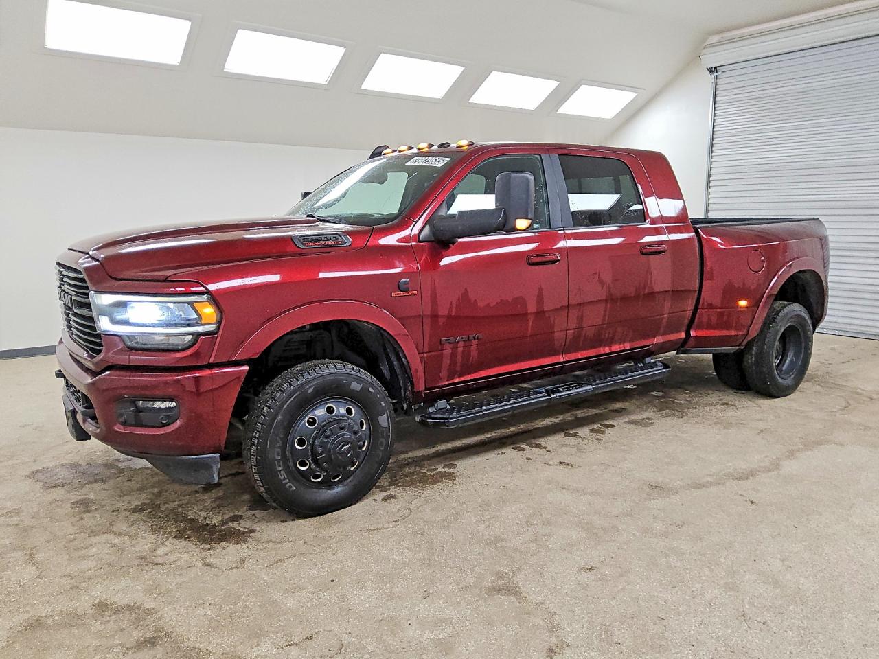 Salvage Ram 3500 Image