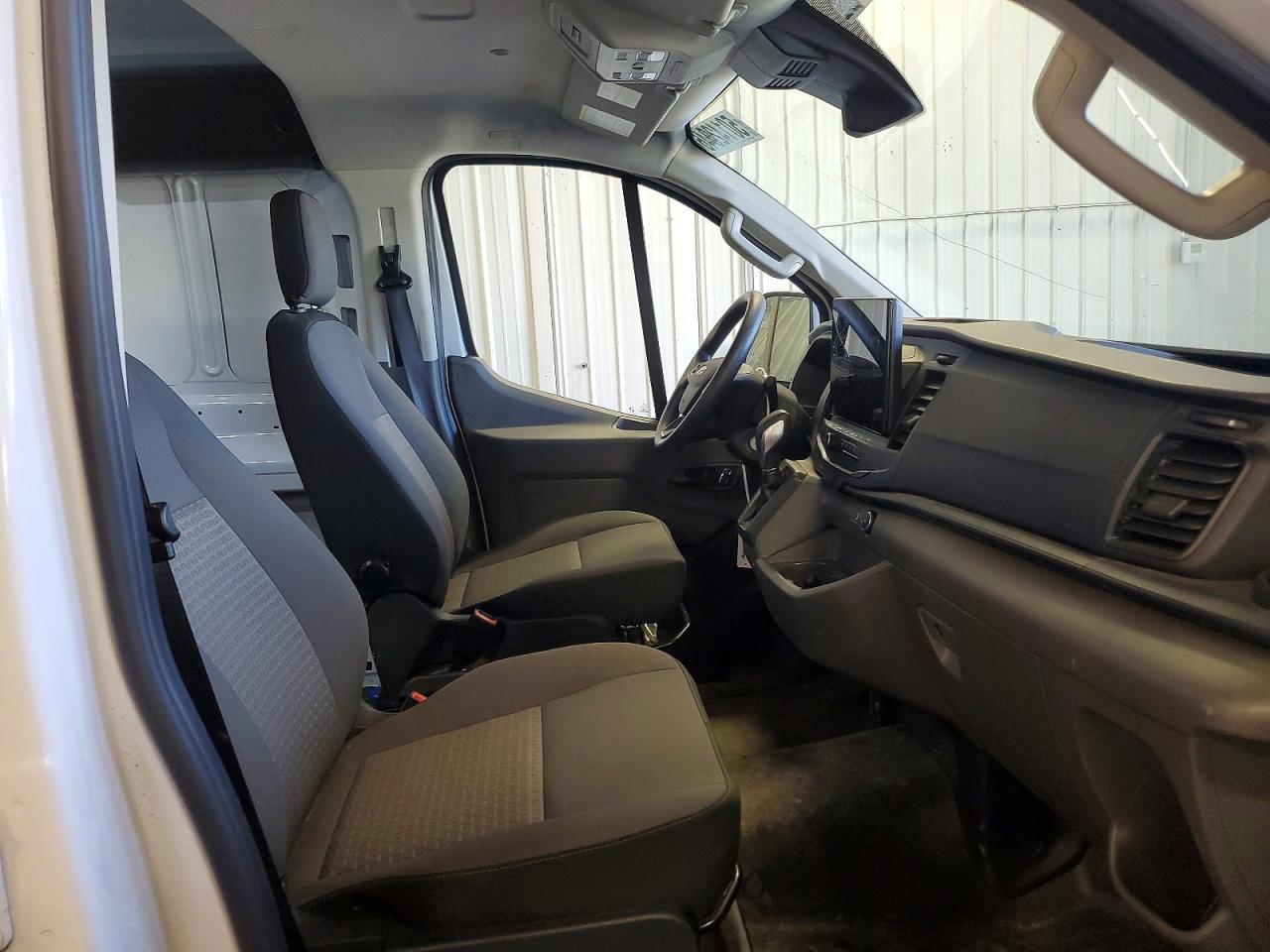 Ford Transit T-250