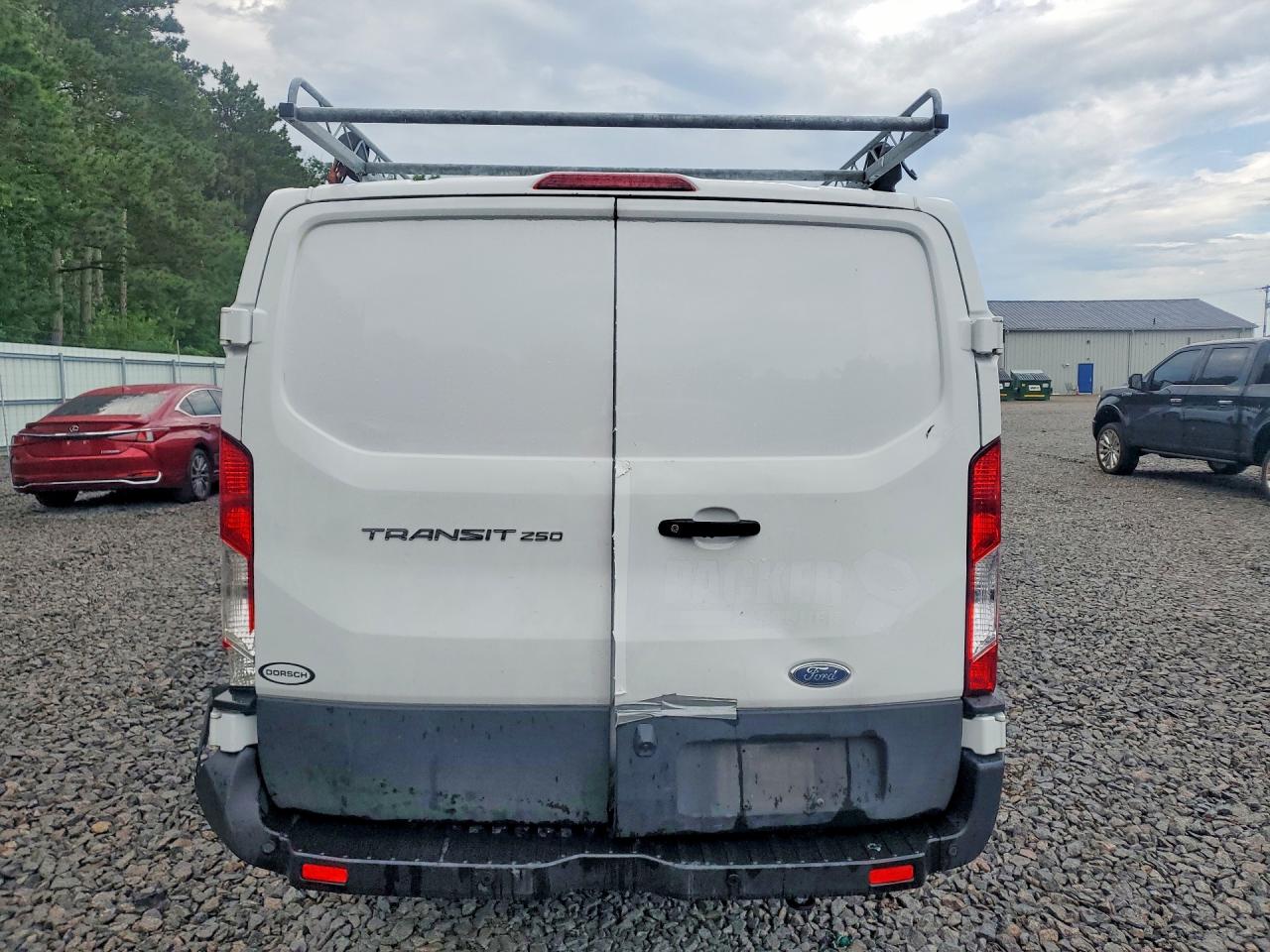 Ford Transit T-250