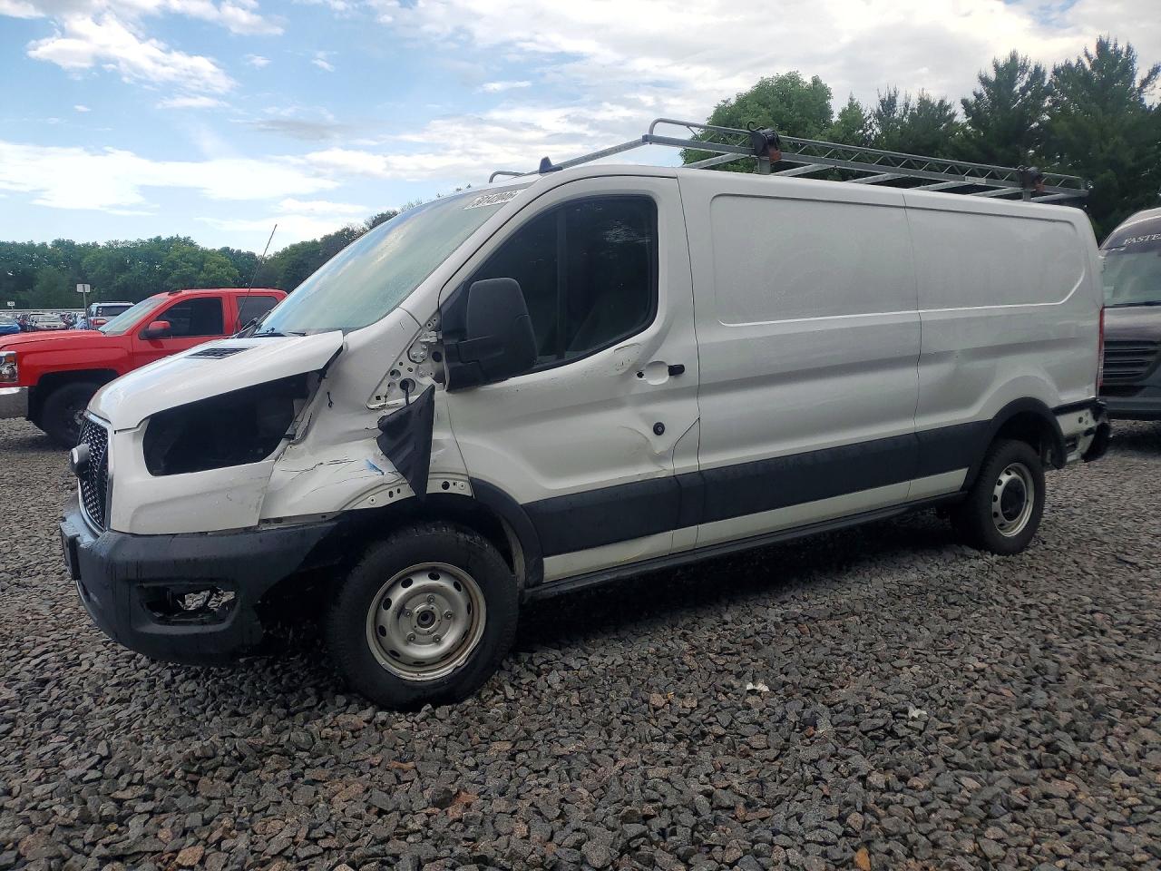 Salvage Ford Transit Image