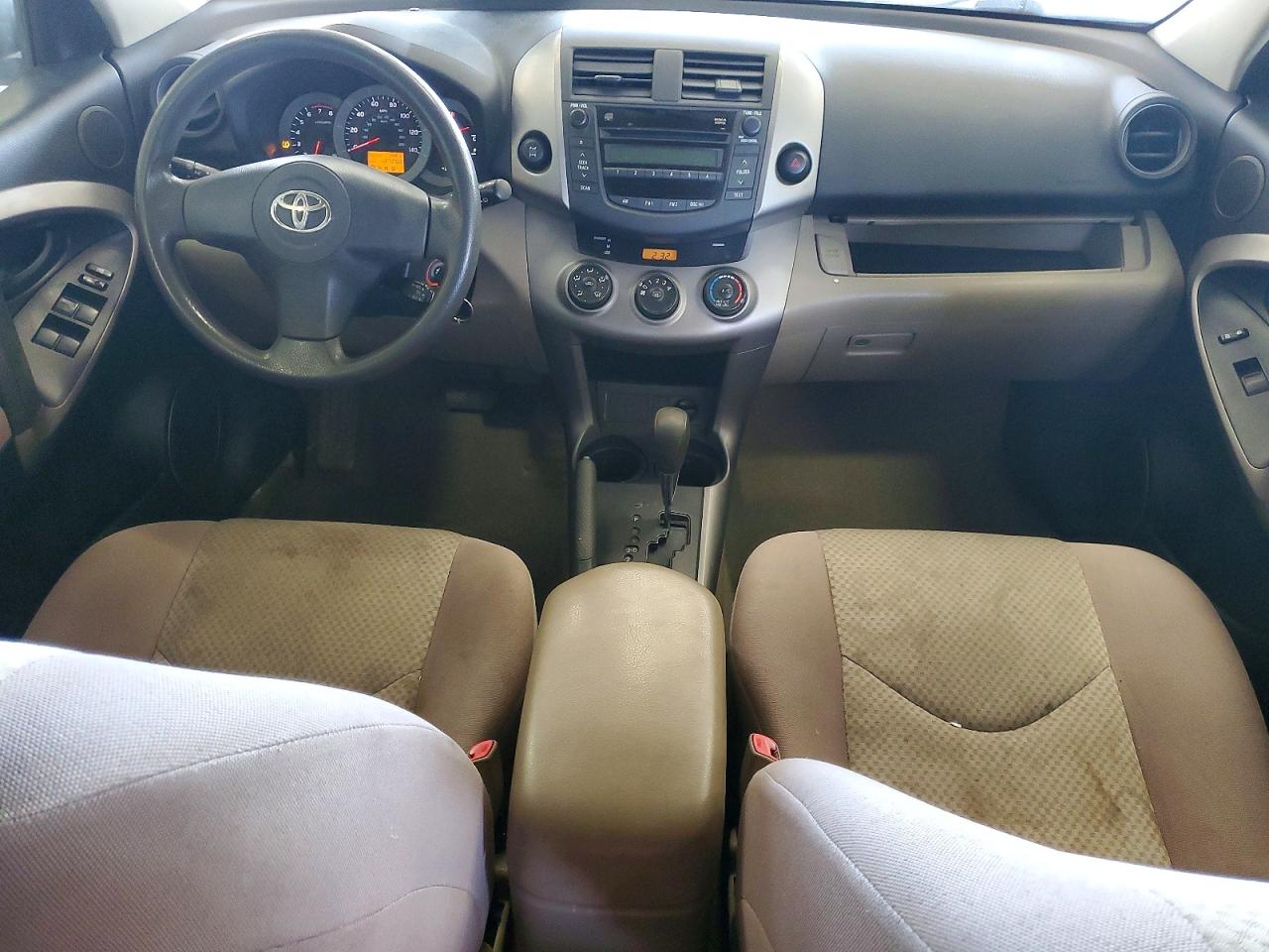 Toyota RAV4 Base