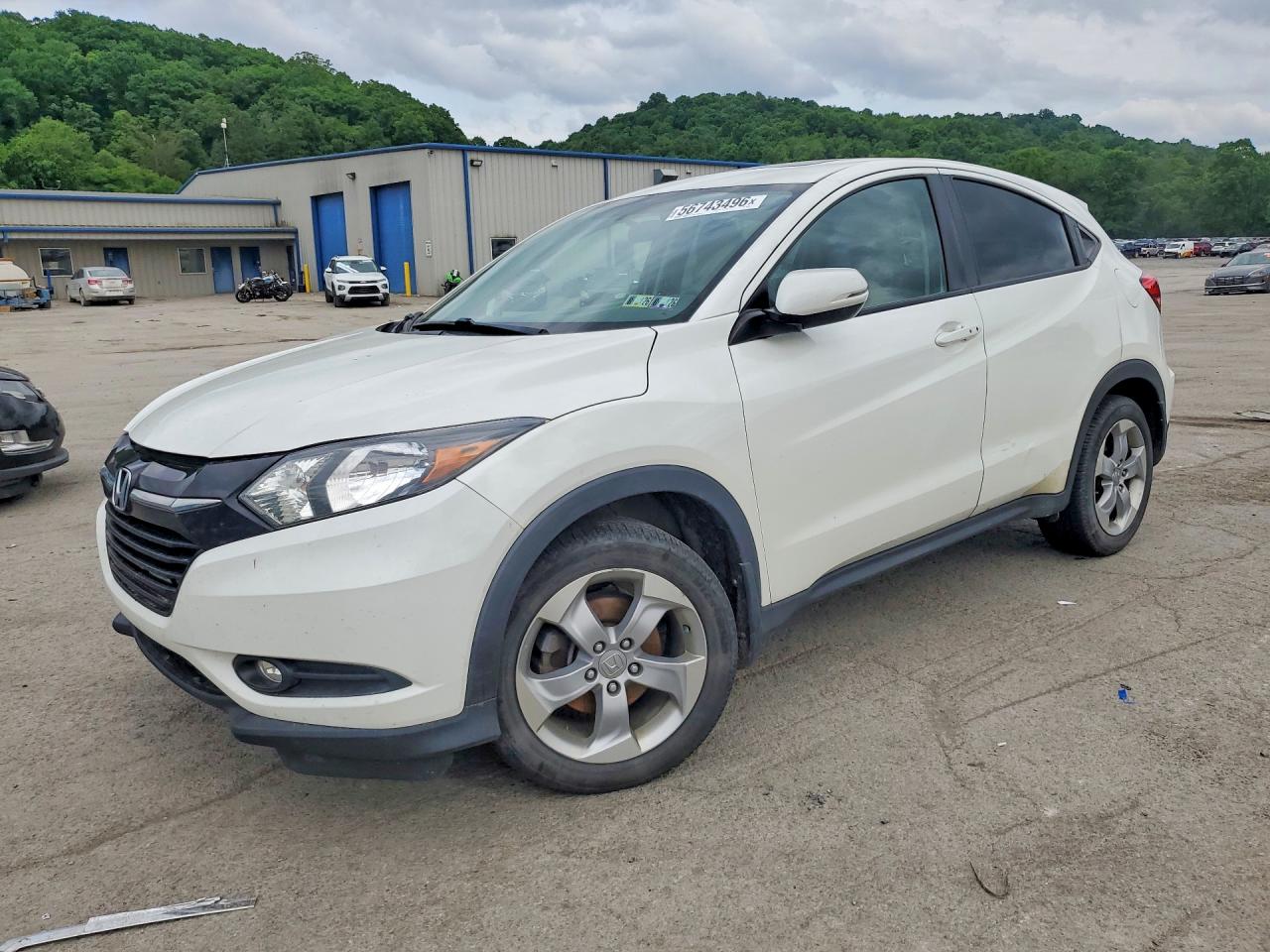 Salvage Honda HR-V Image