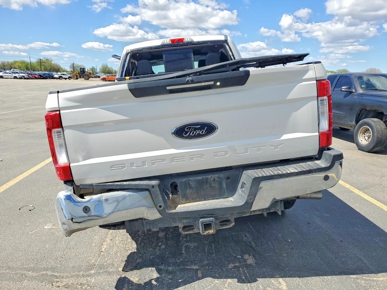 Ford F-350 Super Duty